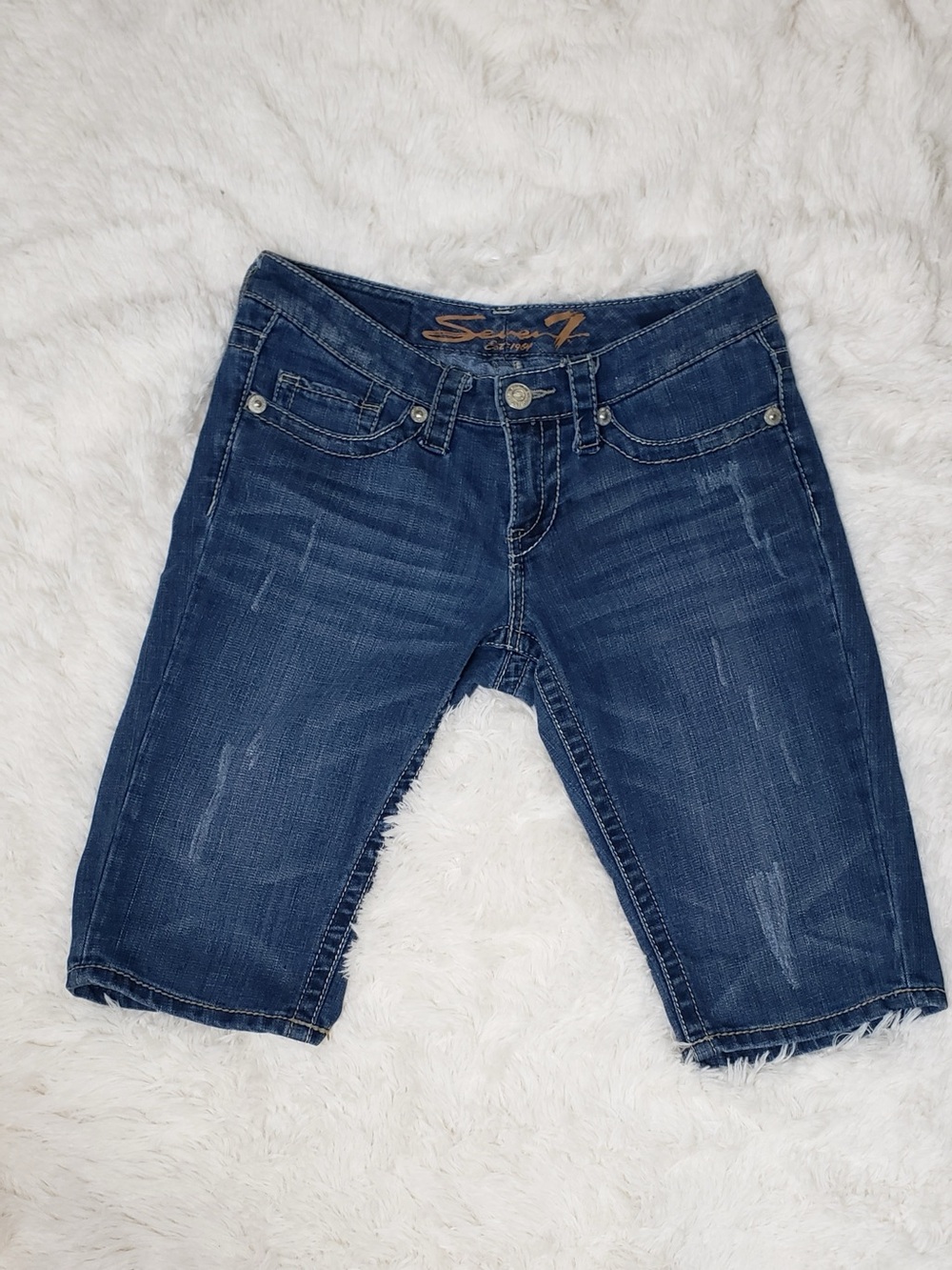 Seven7 Women's Dark Blue Boyfriend Bermuda Jeans Size 4